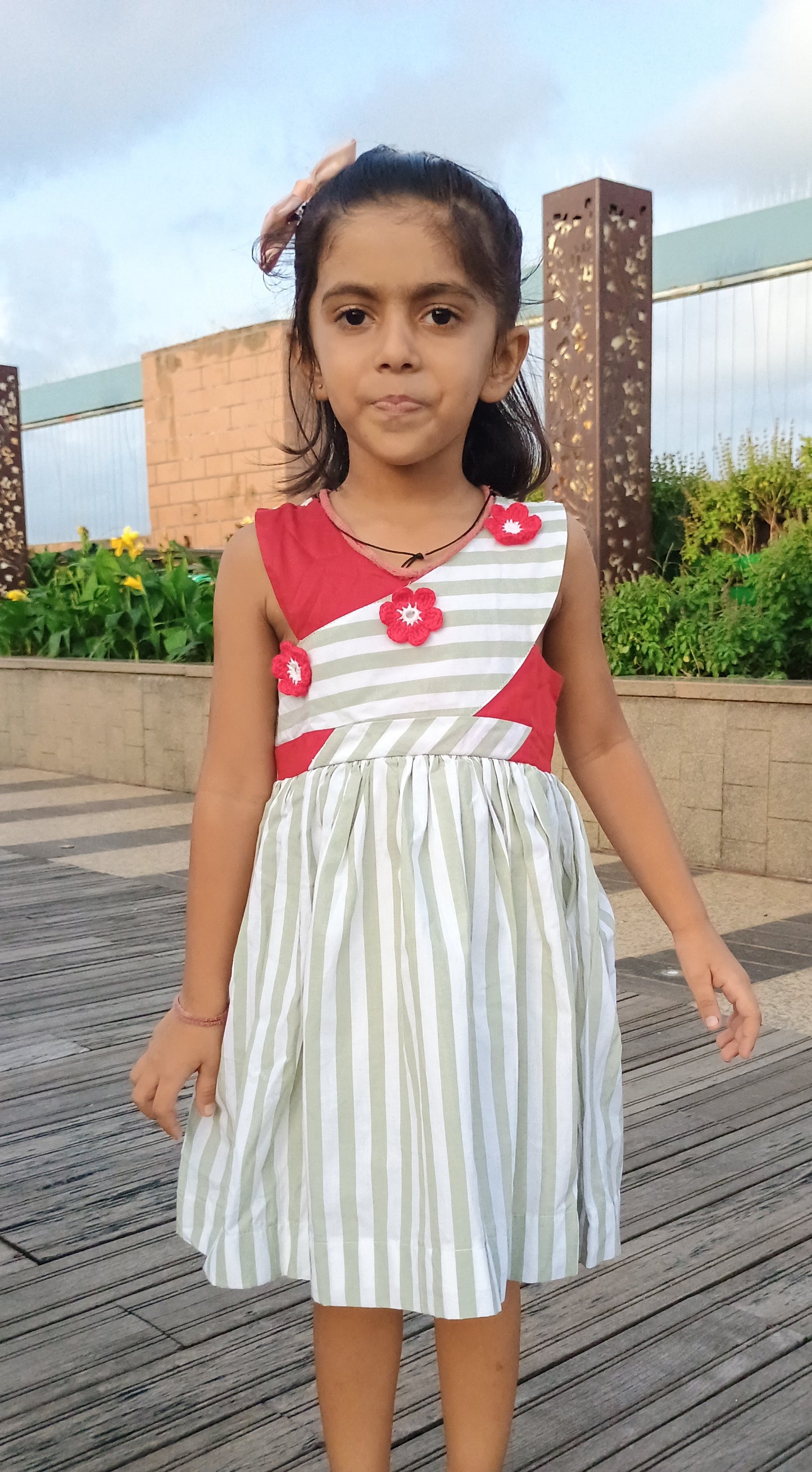 Red green white stripes sleeveless cotton dress