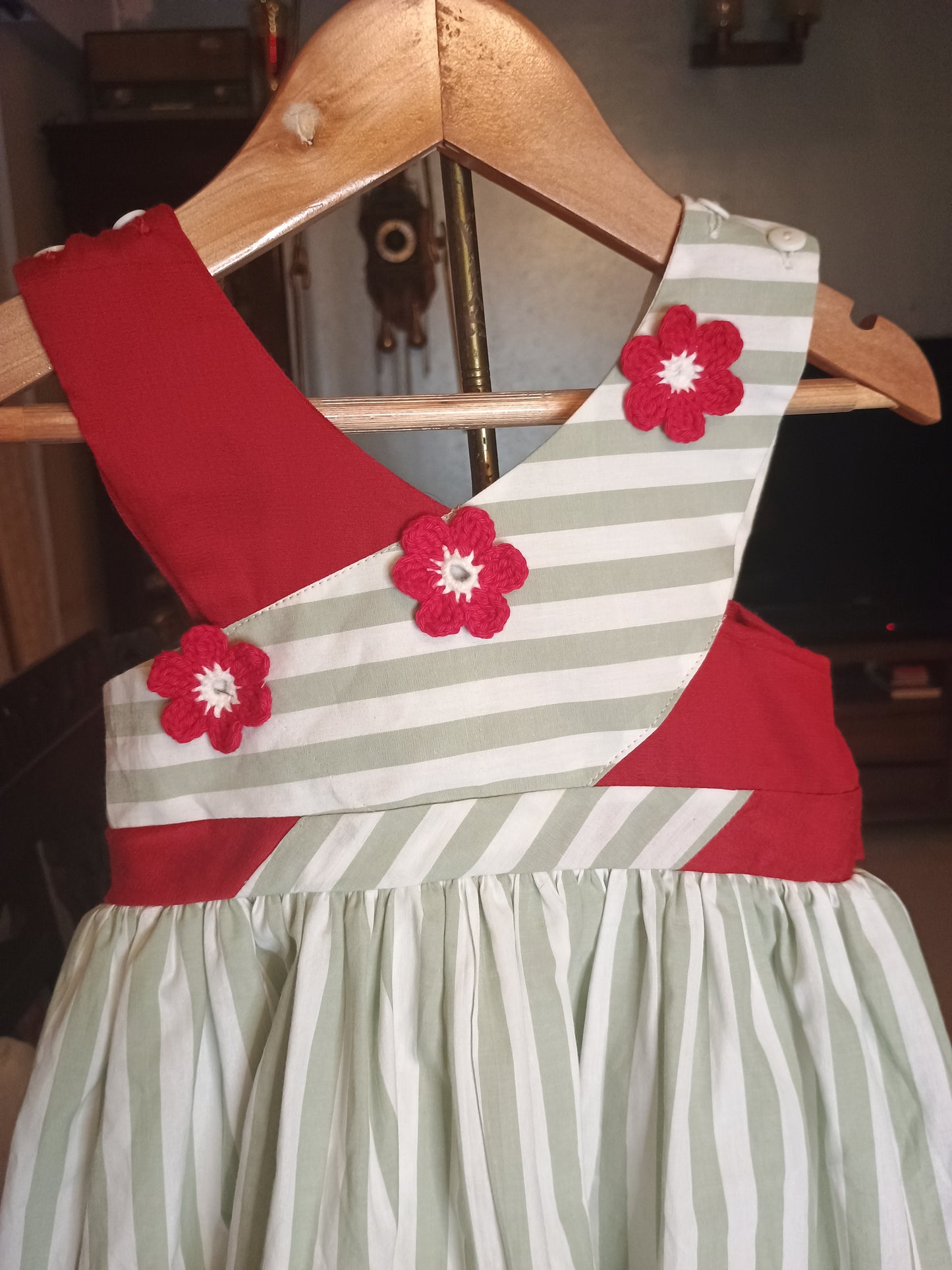 Red green white stripes sleeveless cotton dress